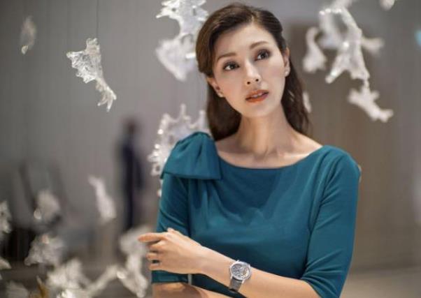 别开生面的优雅气质：Audemars Piguet Millenary千禧女装系列