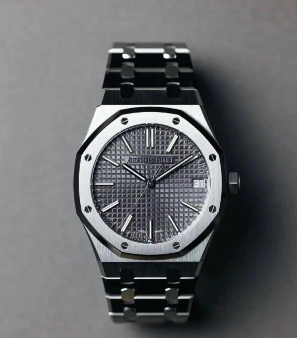 爱彼表蒙有划痕解决方法深度解析