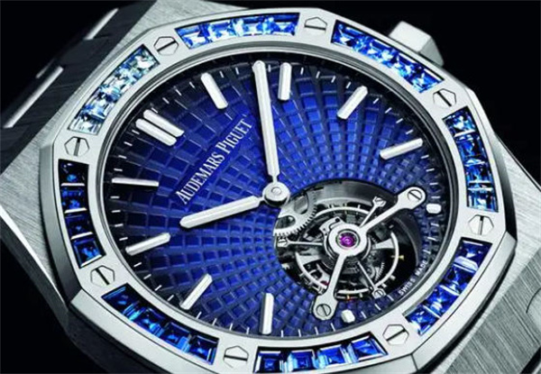 爱彼手表进灰了解决办法是什么