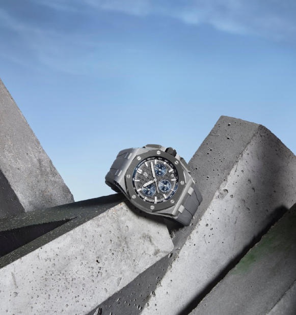 爱彼手表表蒙有划痕处理方法