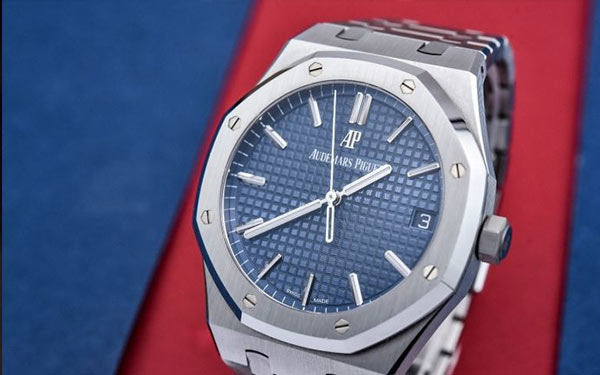 爱彼手表走慢了处理办法是什么