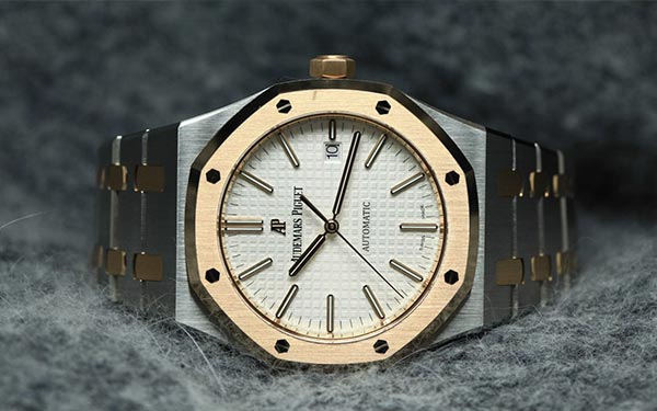 爱彼手表表壳坏了怎么解决