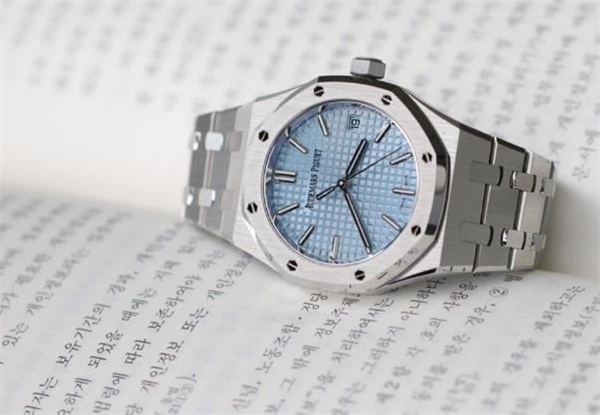 爱彼腕表进水了原因是啥