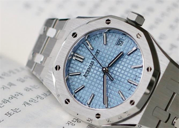 爱彼手表进水进灰的解决方法